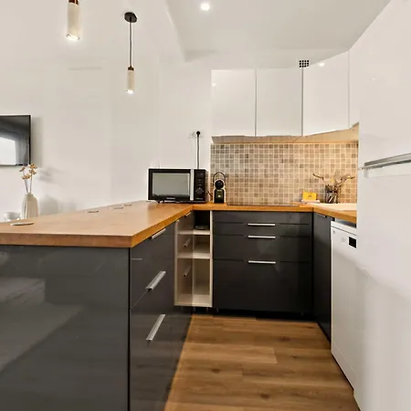 شقة Modern Sea View -2br-4p-